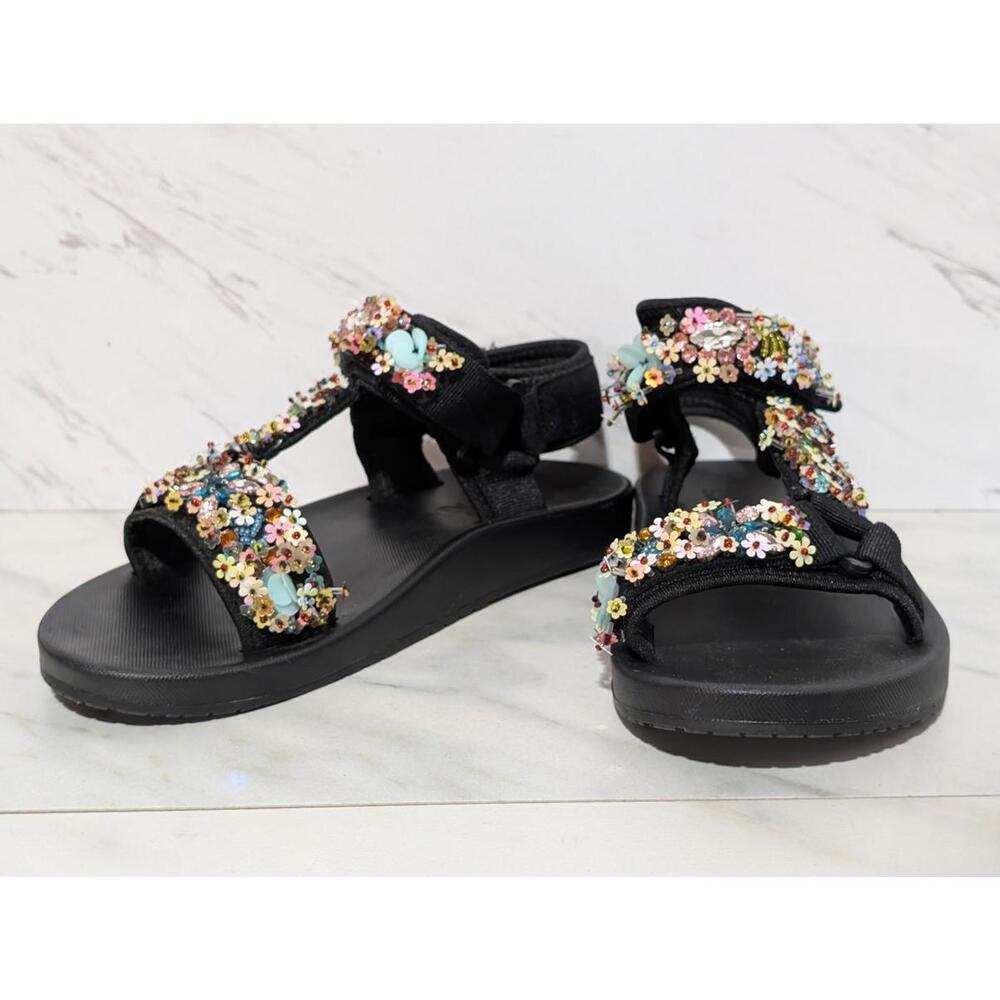 Women's Black Floral-Beaded Comfort Sandals